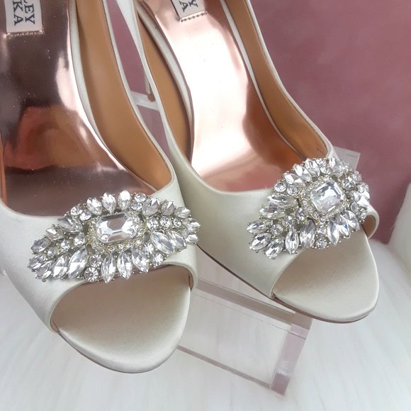 Badgley Mischka Shoes - Badgley Mischka Ivory Lavender II Peep-Toe Shoes